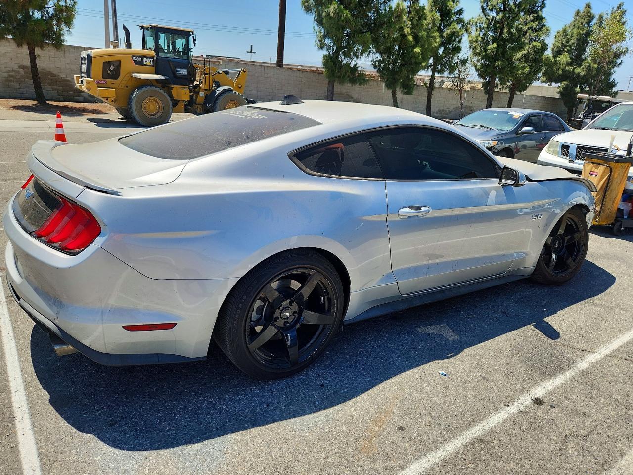 2019 Ford Mustang Gt - Фото 3