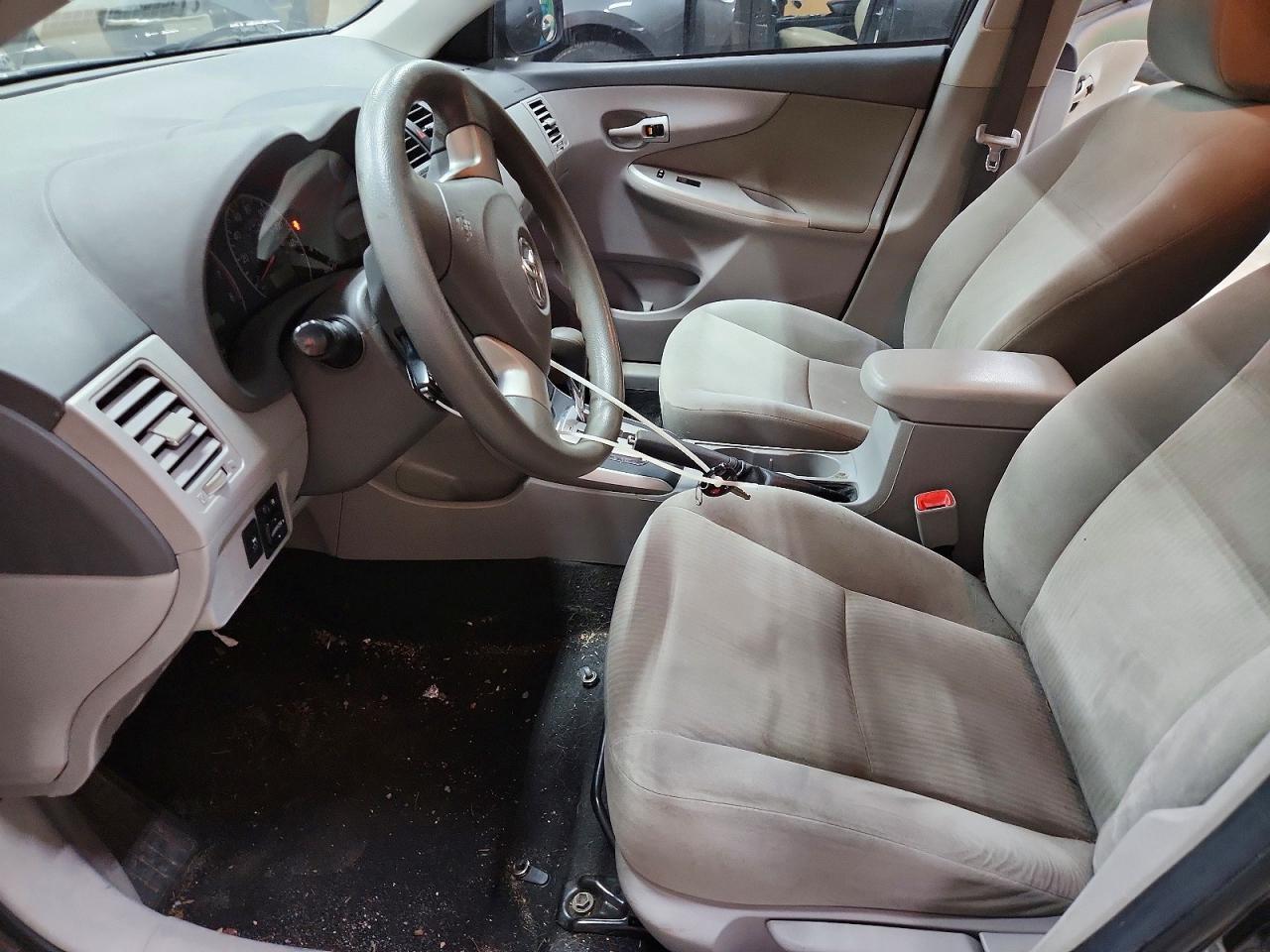 2010 Toyota Corolla Le - Image 7