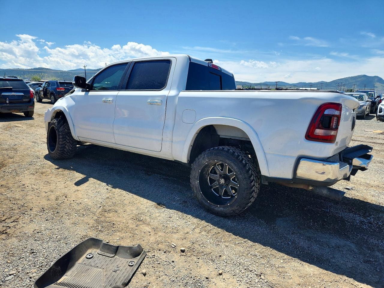 2022 Ram 1500 Laramie - Фото 2