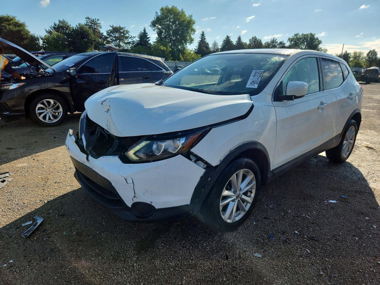 2017 Nissan Rogue Sport S