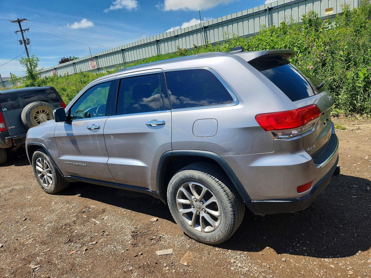 2015 Jeep Grand Cherokee Limited - Image 2