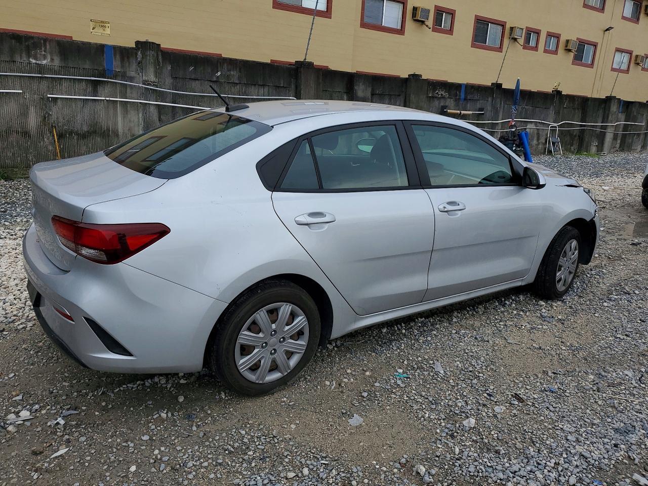 2022 Kia Rio Lx - Фото 3