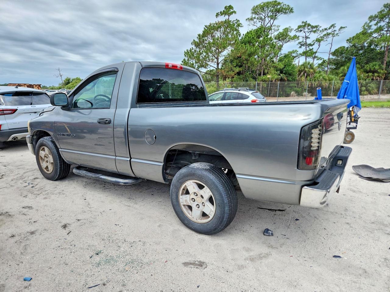 2007 Dodge Ram 1500 St - Фото 2