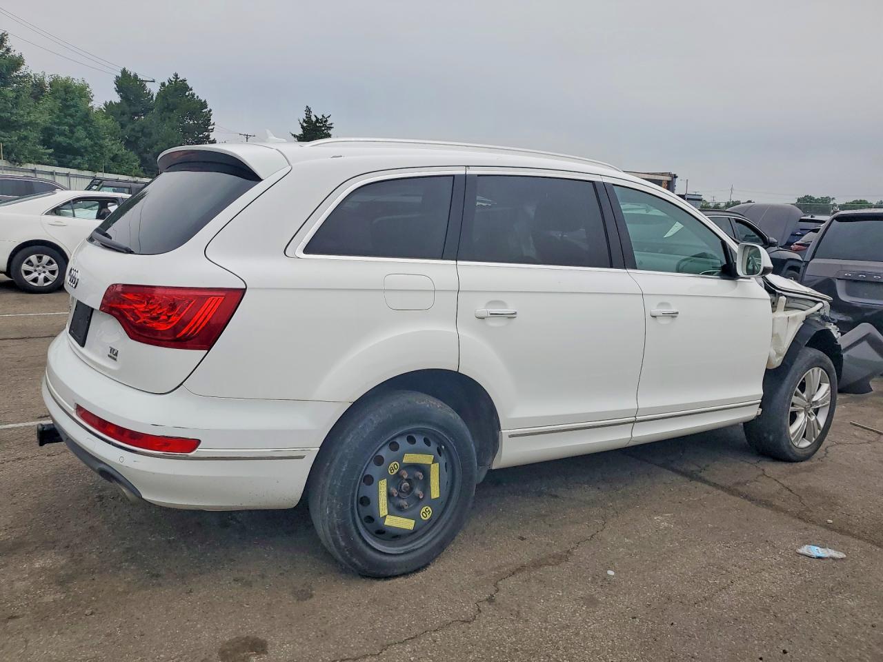 2011 Audi Q7 Premium Plus - Image 3
