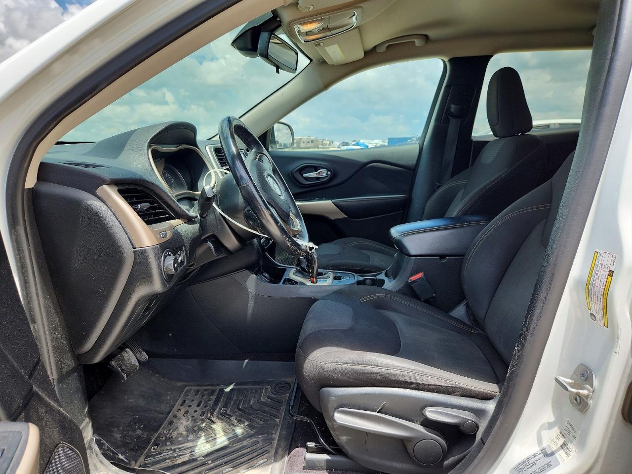 2017 Jeep Cherokee Latitude - Фото 7