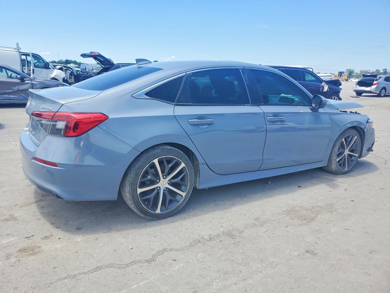 2023 Honda Civic Touring - Фото 3