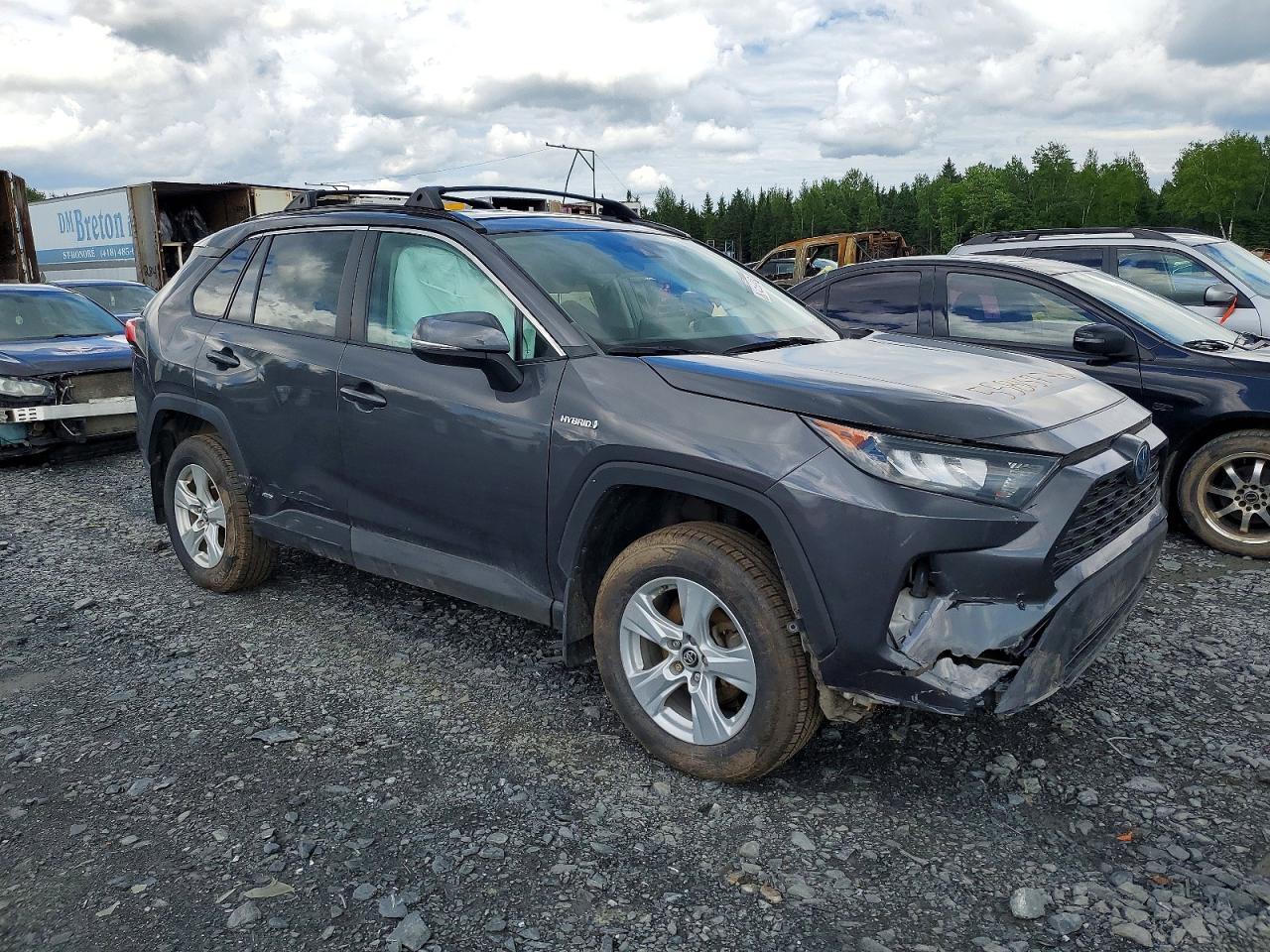 2019 Toyota Rav4 Le - Image 4