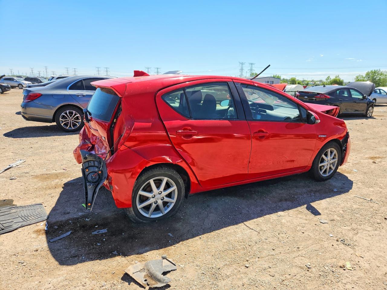 2014 Toyota Prius C Three - Фото 3