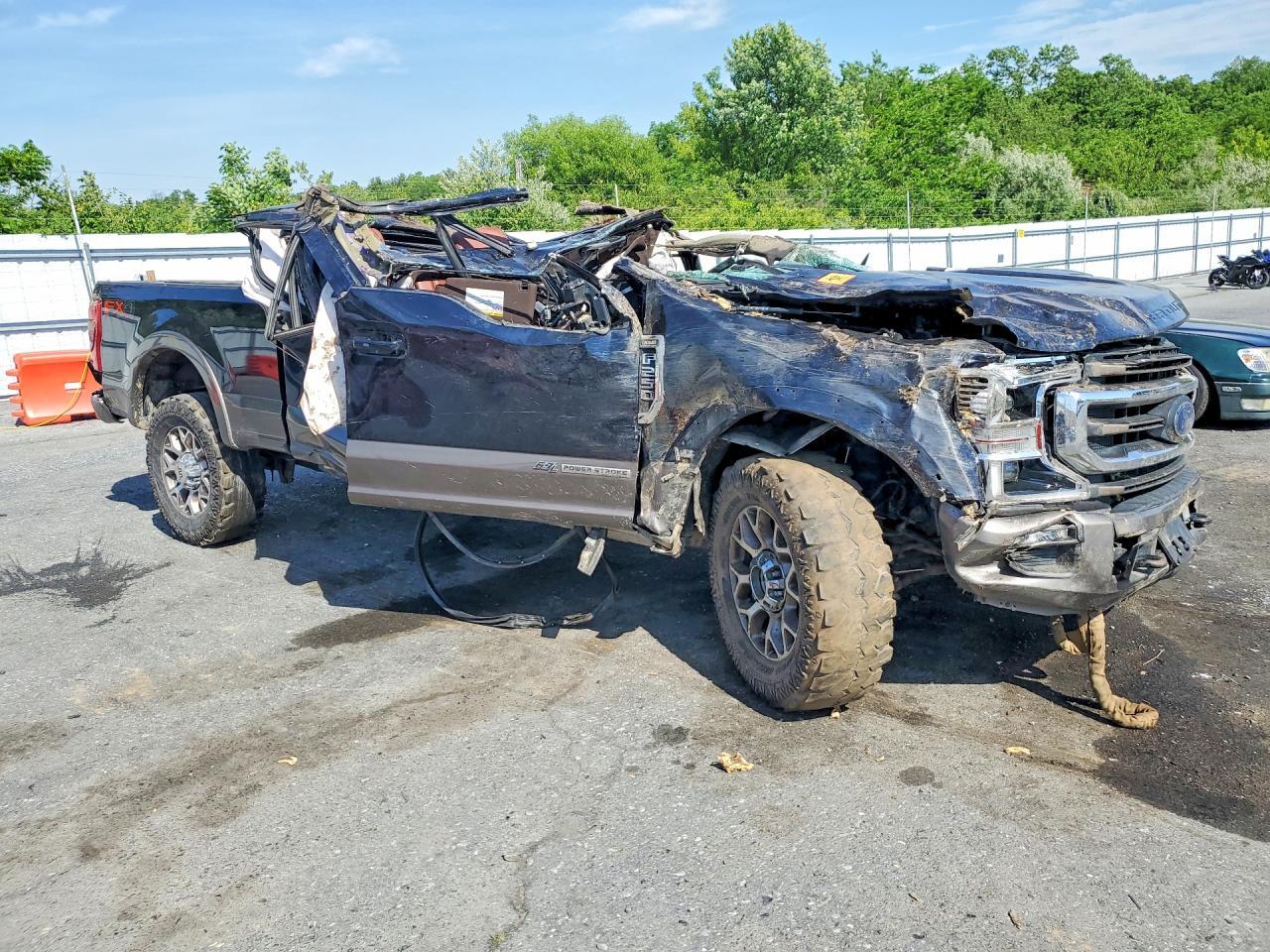 2021 Ford F250 Super Duty - Фото 4
