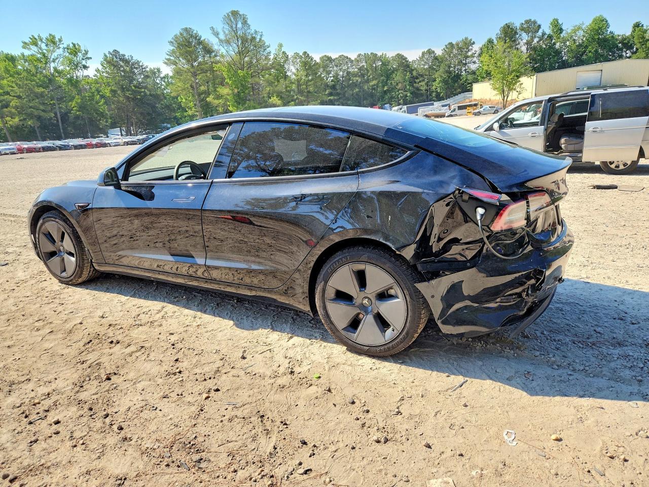 2021 Tesla Model 3 - Фото 2