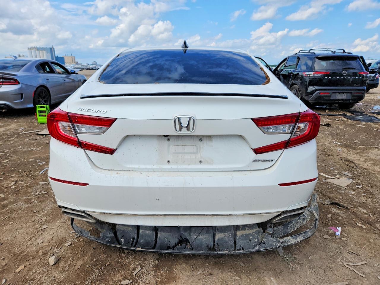 2022 Honda Accord - Фото 6