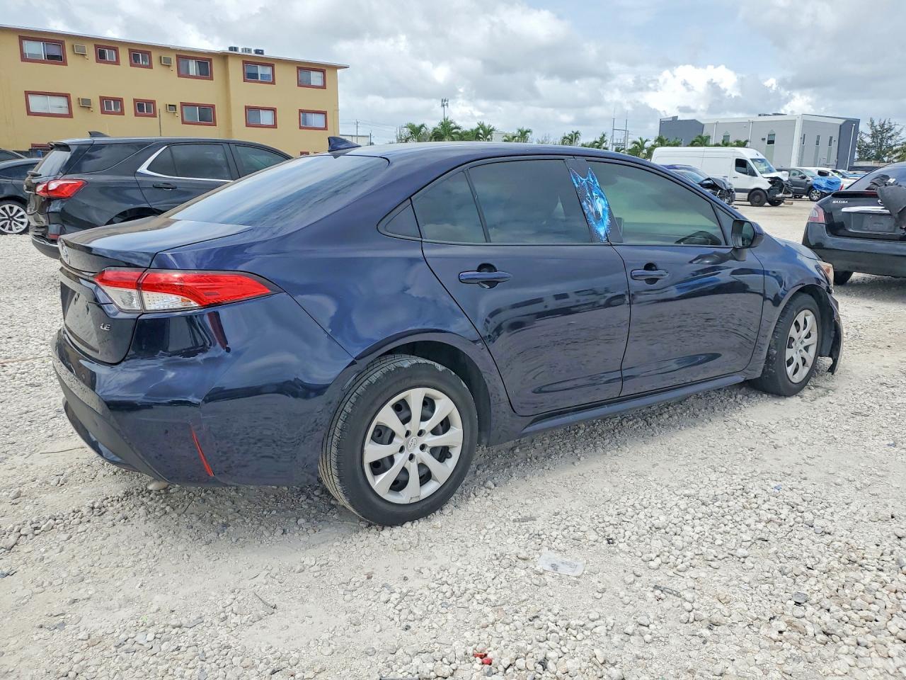 2020 Toyota Corolla Le - Фото 3