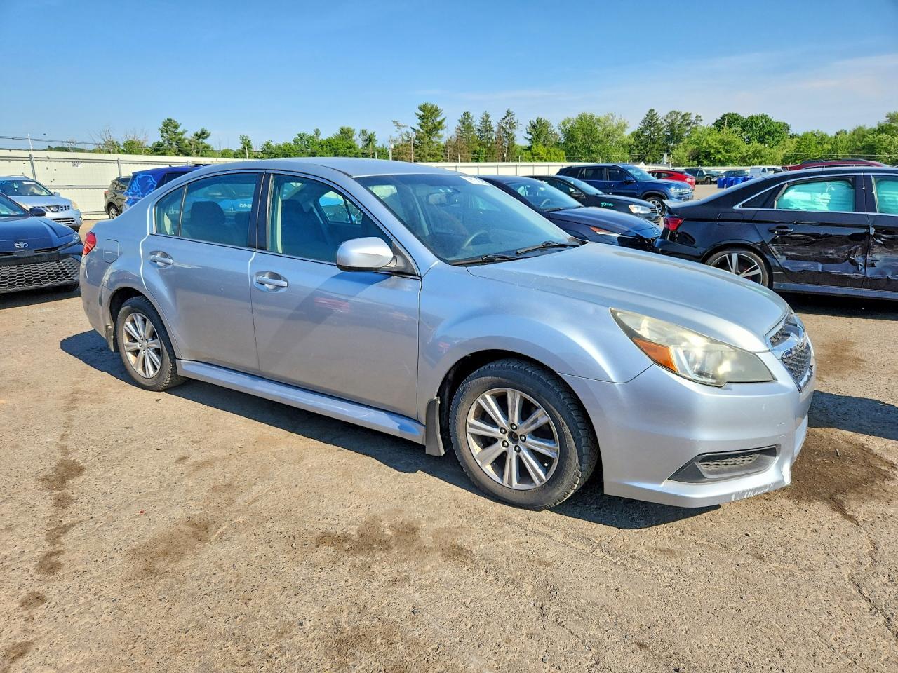 2013 Subaru Legacy 2.5I Premium - Фото 4