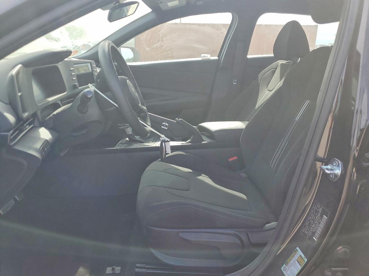 2025 Hyundai Elantra Sel Sport - Фото 7