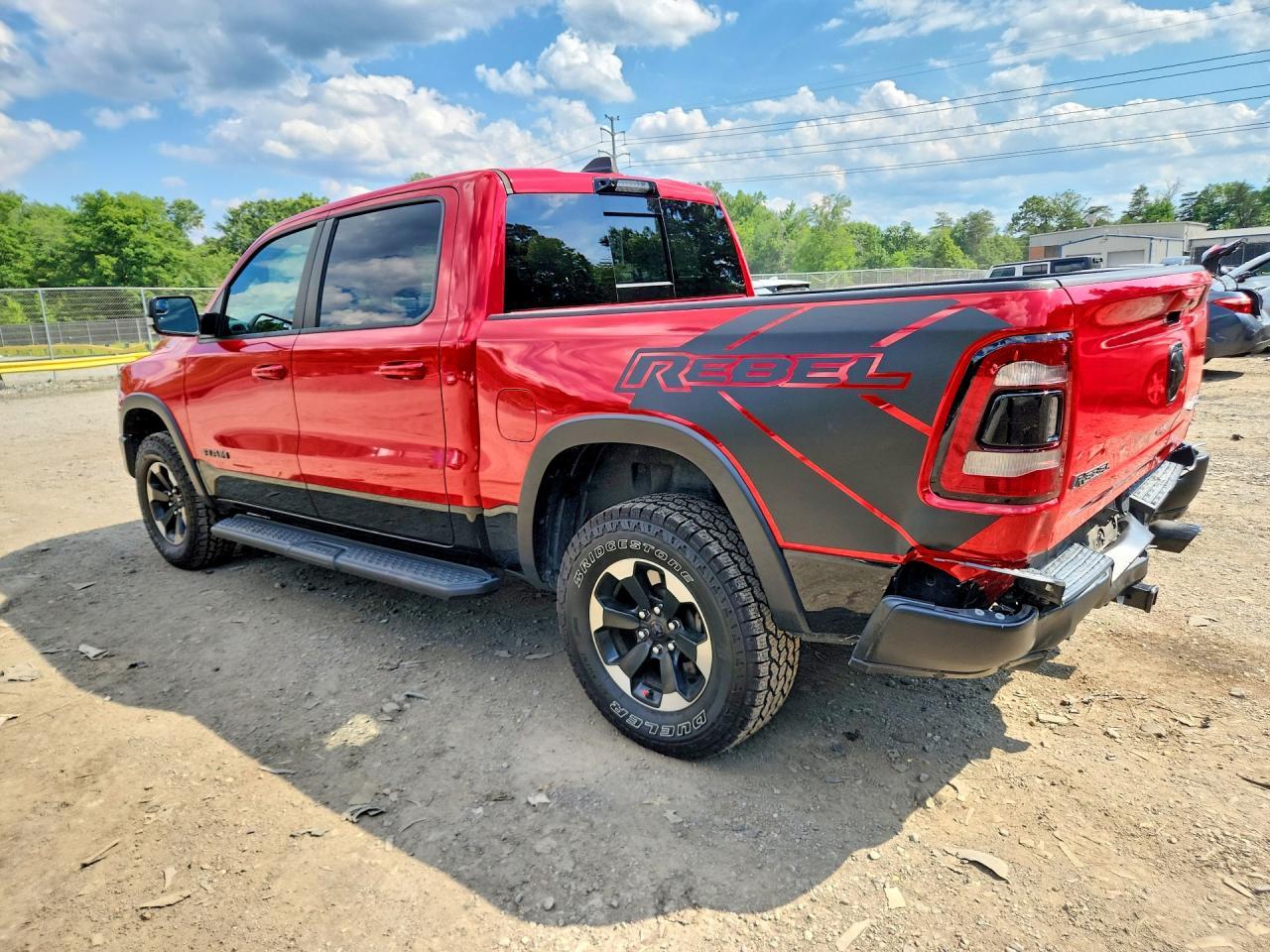 2021 Ram 1500 Rebel - Фото 2
