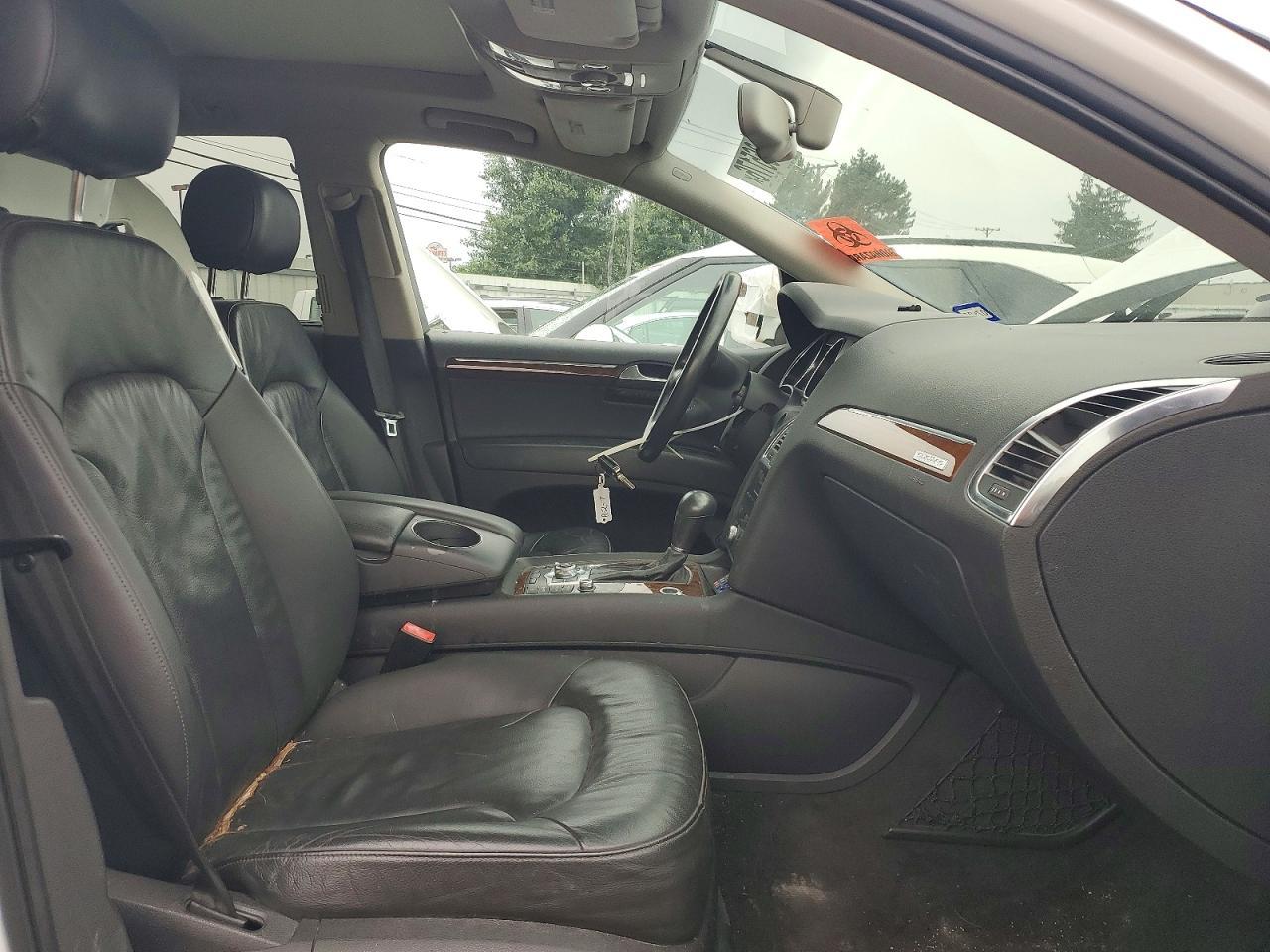 2011 Audi Q7 Premium Plus - Image 7