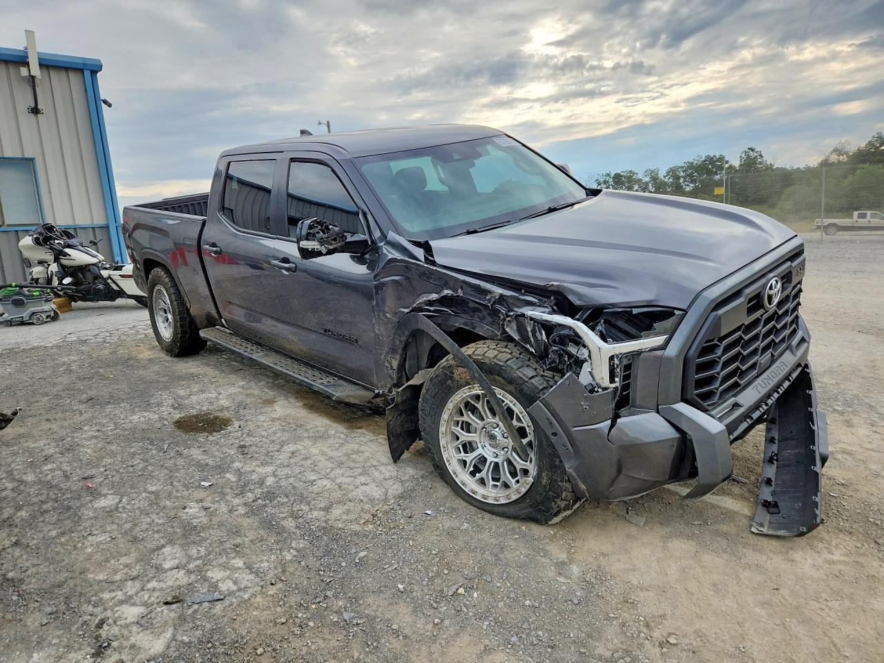 2024 Toyota Tundra Crewmax Sr5 - Фото 4
