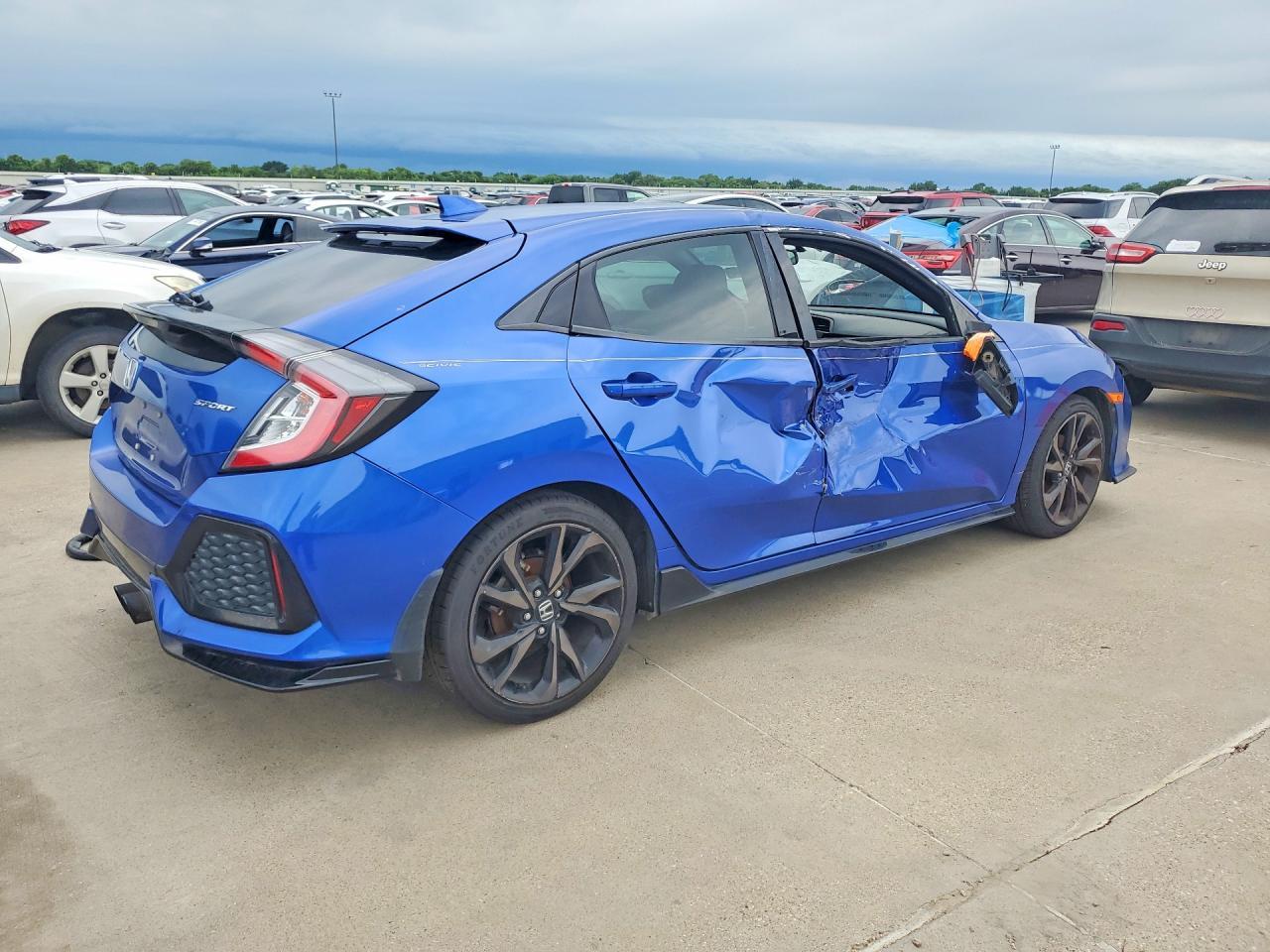 2018 Honda Civic Sport - Image 3