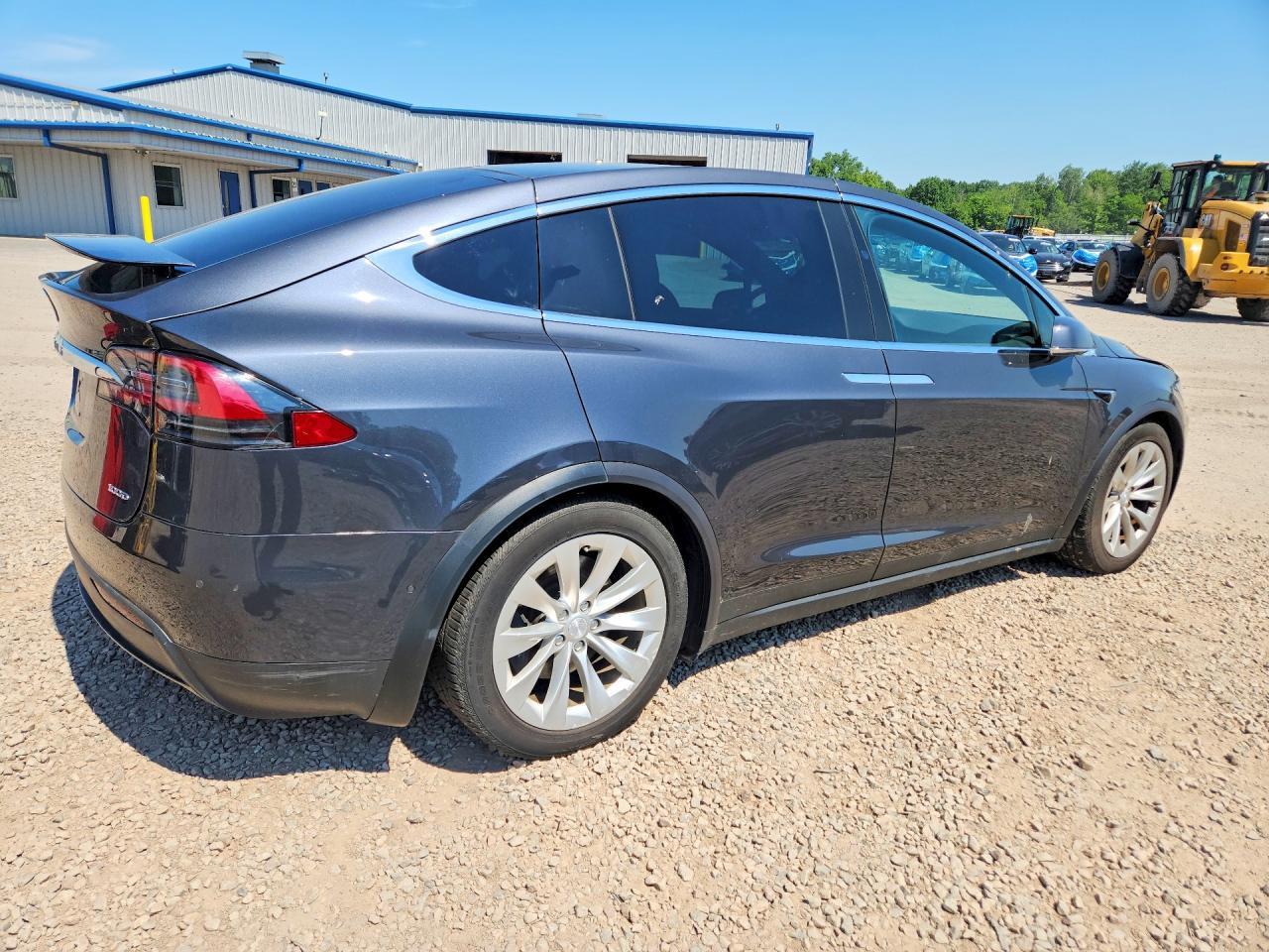 2018 Tesla Model X - Image 3