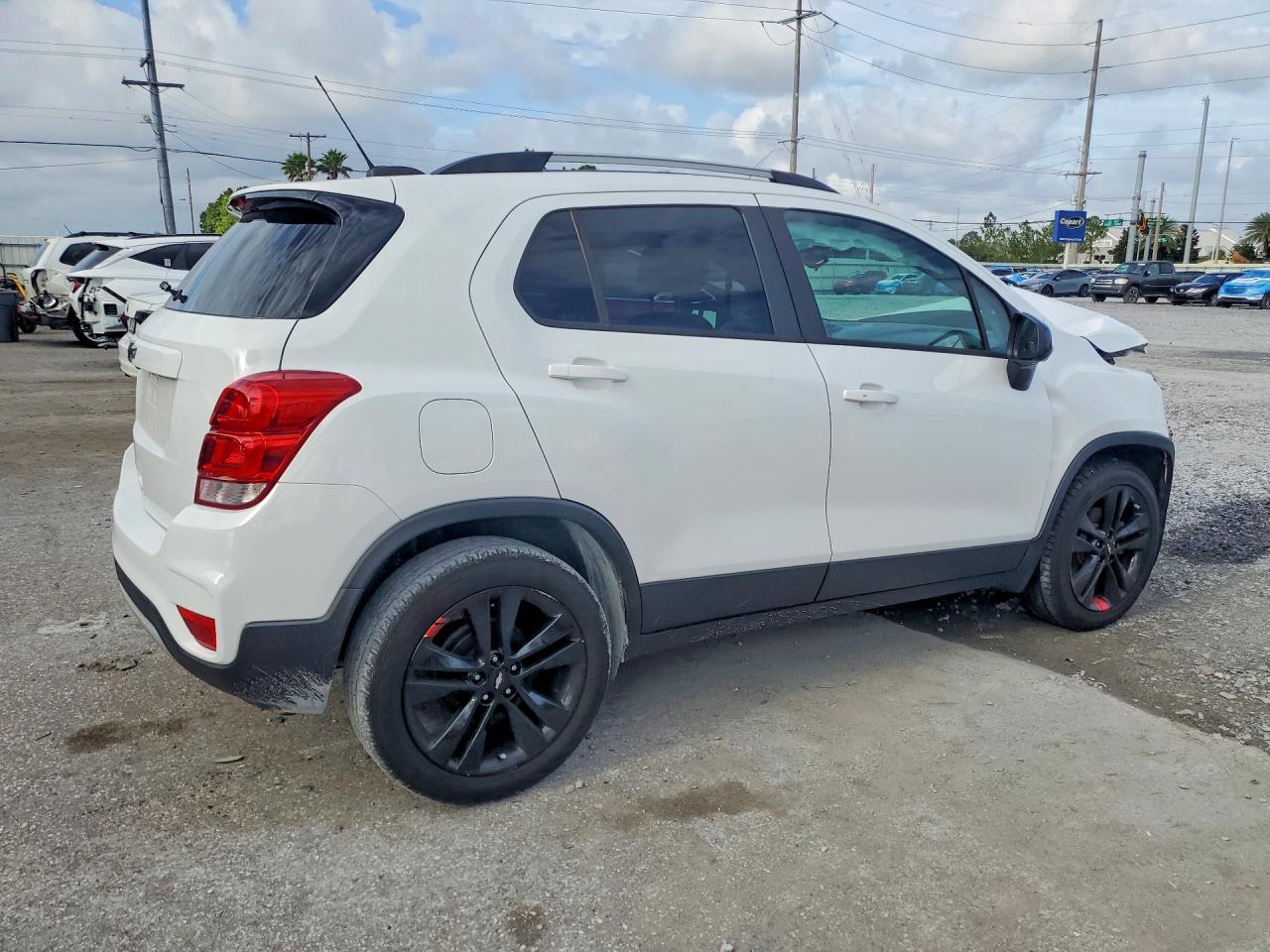 2020 Chevrolet Trax 1Lt - Image 3