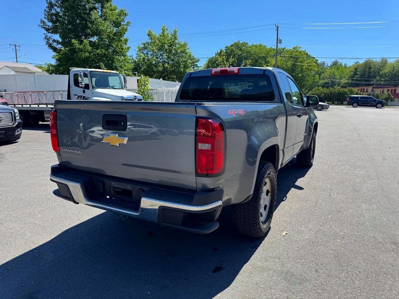 2020 Chevrolet Colorado - Фото 3