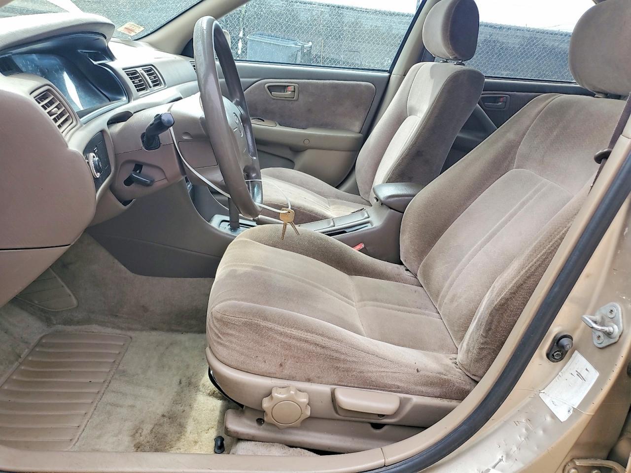 1998 Toyota Camry Le - Фото 7
