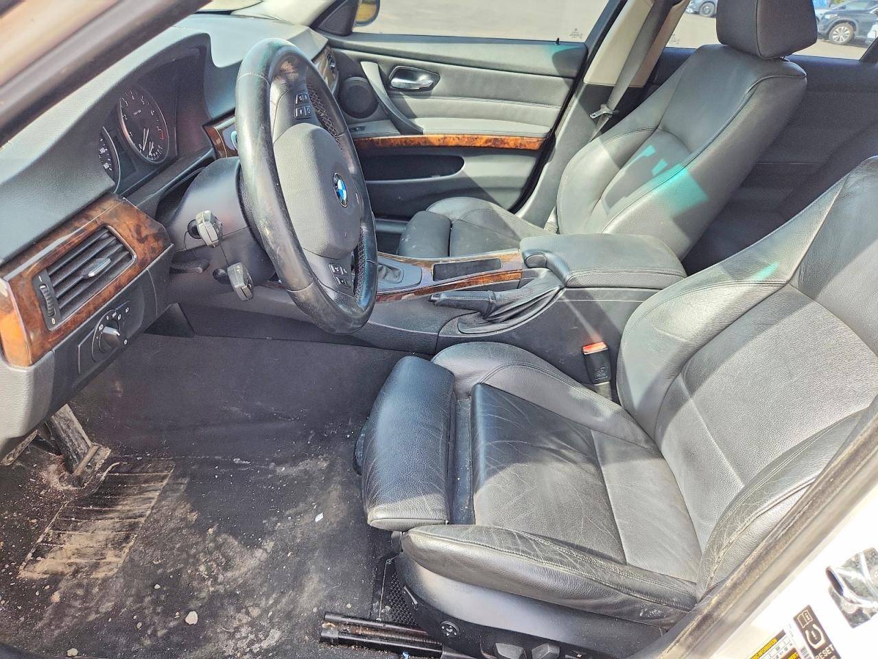 2006 BMW 325 I - Image 7
