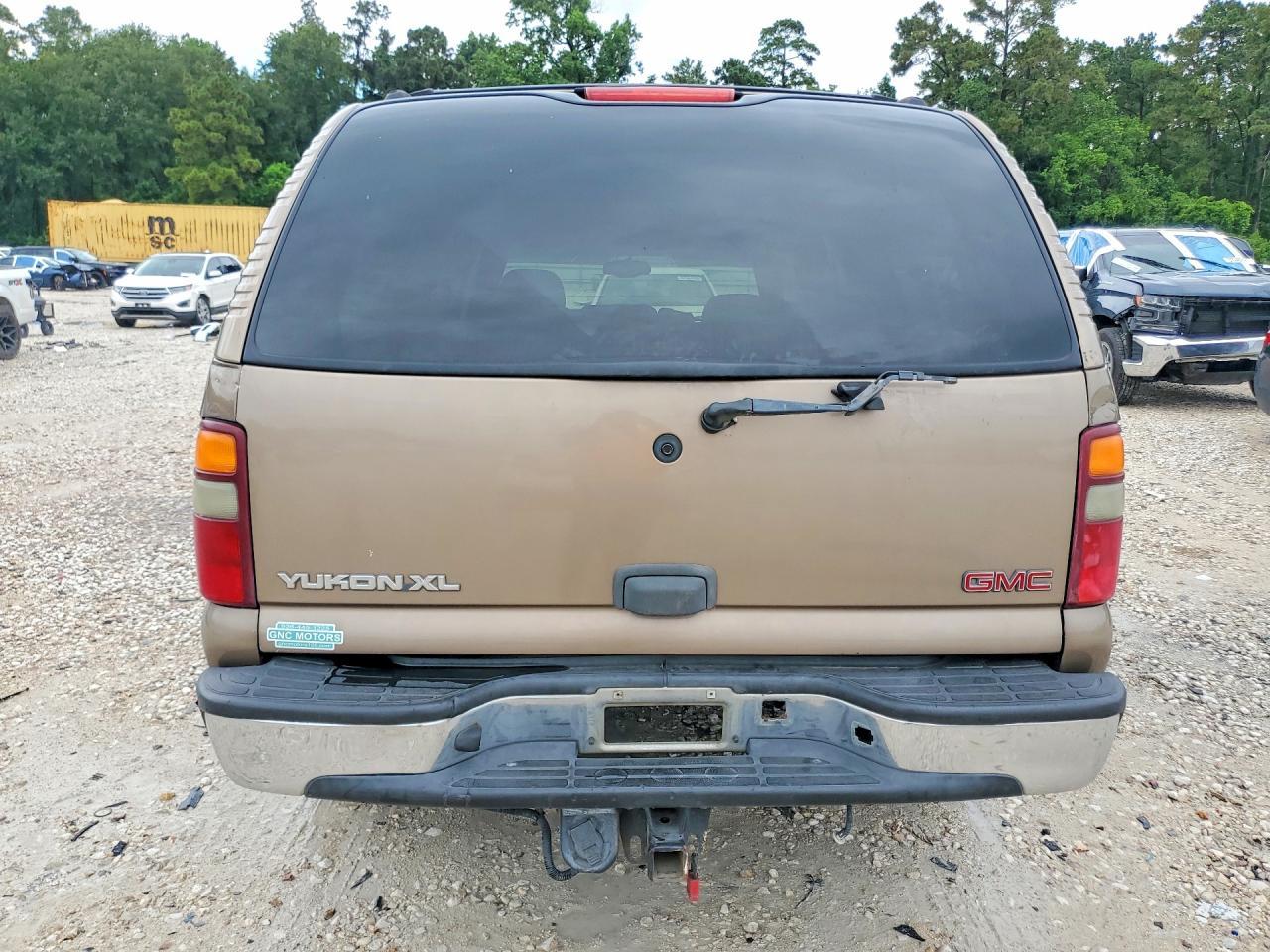 2003 GMC Yukon Xl C1500 - Фото 6