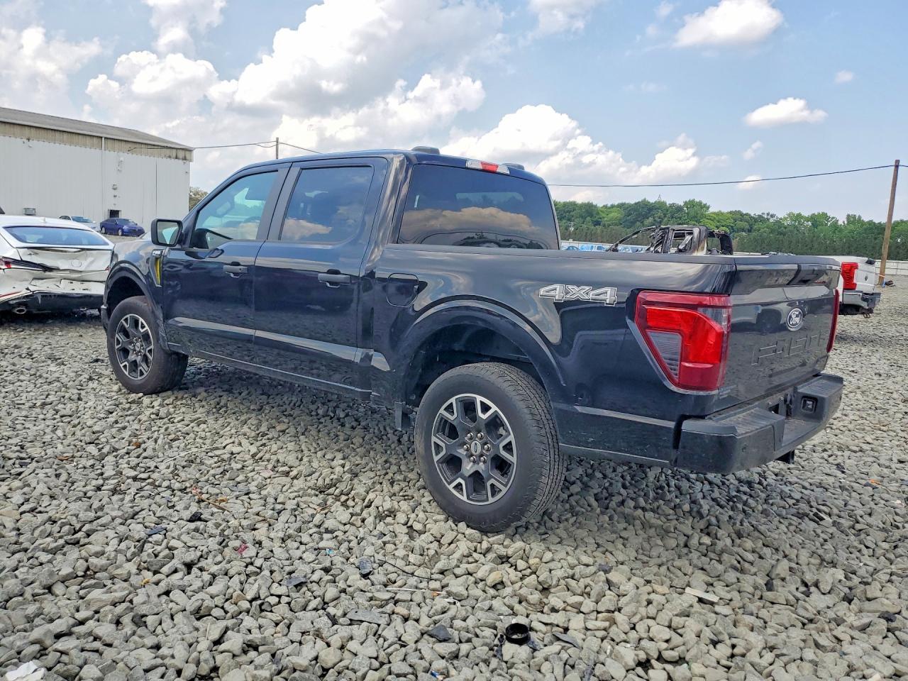 2025 Ford F150 Stx - Фото 2
