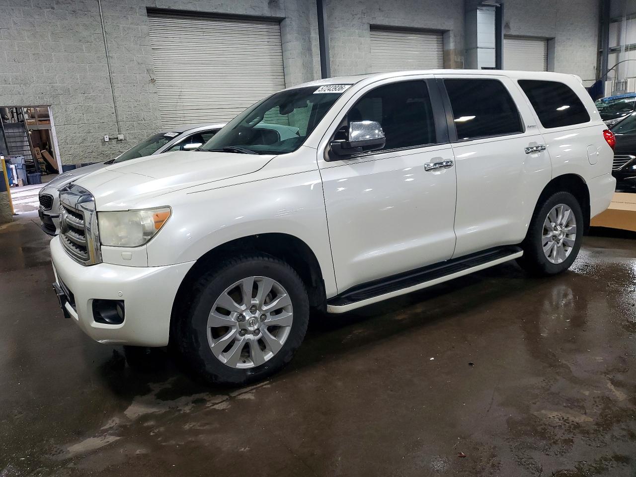 2014 Toyota Sequoia Platinum