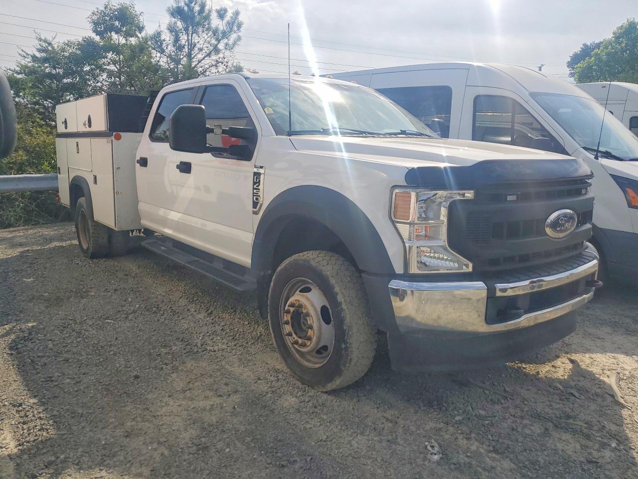 2021 Ford F450 Super Duty - Фото 4