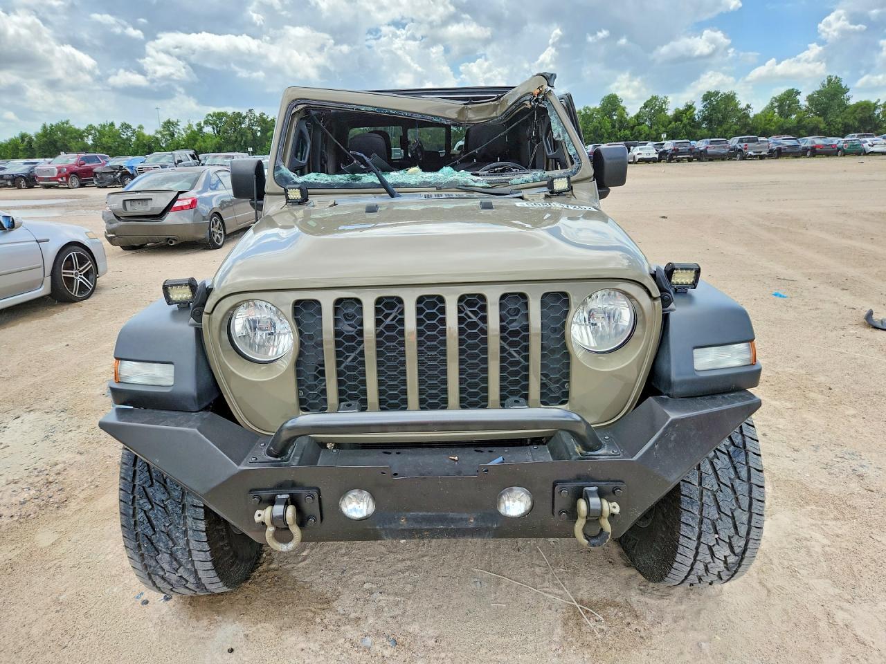2020 Jeep Gladiator Sport - Image 5