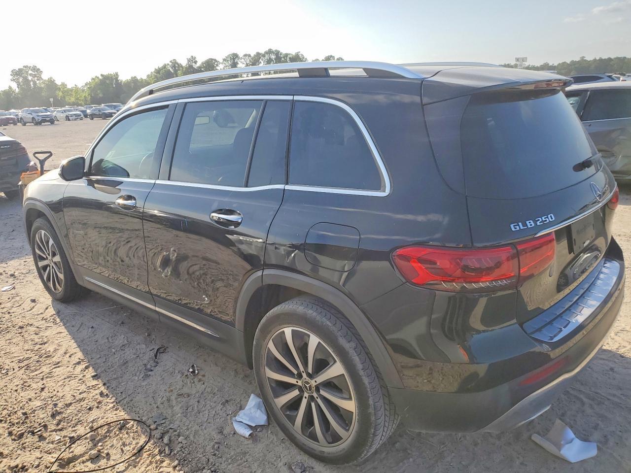 2020 Mercedes-Benz Glb 250 - Фото 2