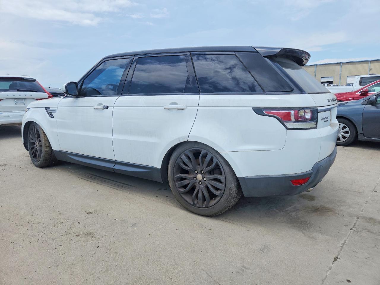 2014 Land Rover Range Rover Sport Hse - Image 2