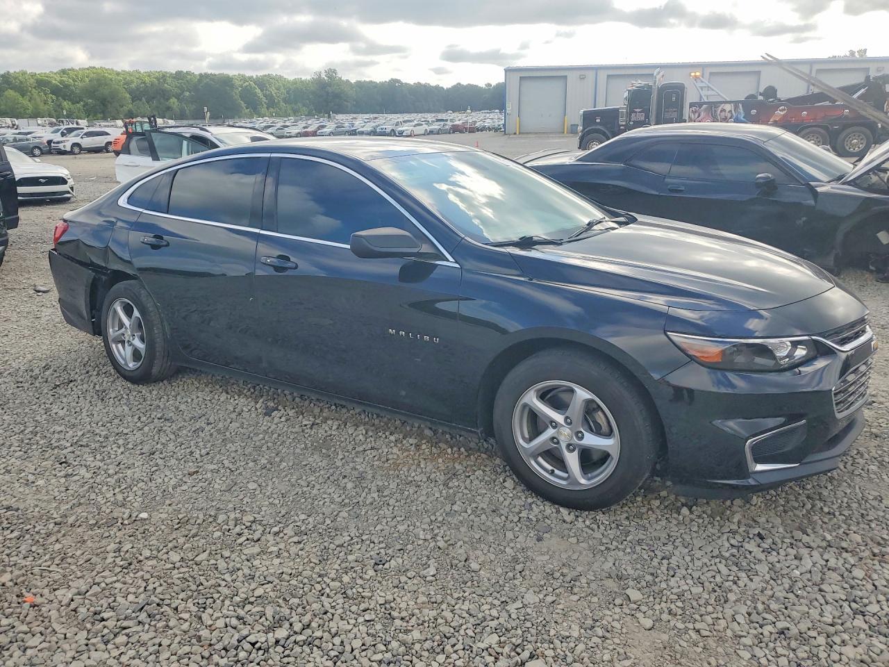 2018 Chevrolet Malibu Ls - Фото 4