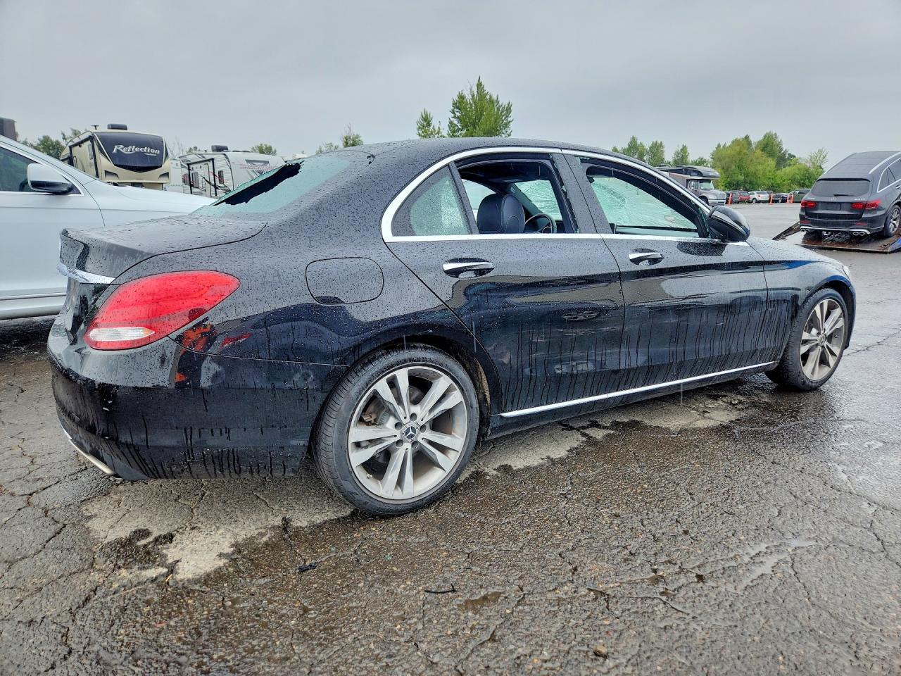 2018 Mercedes-Benz C 300 - Фото 3