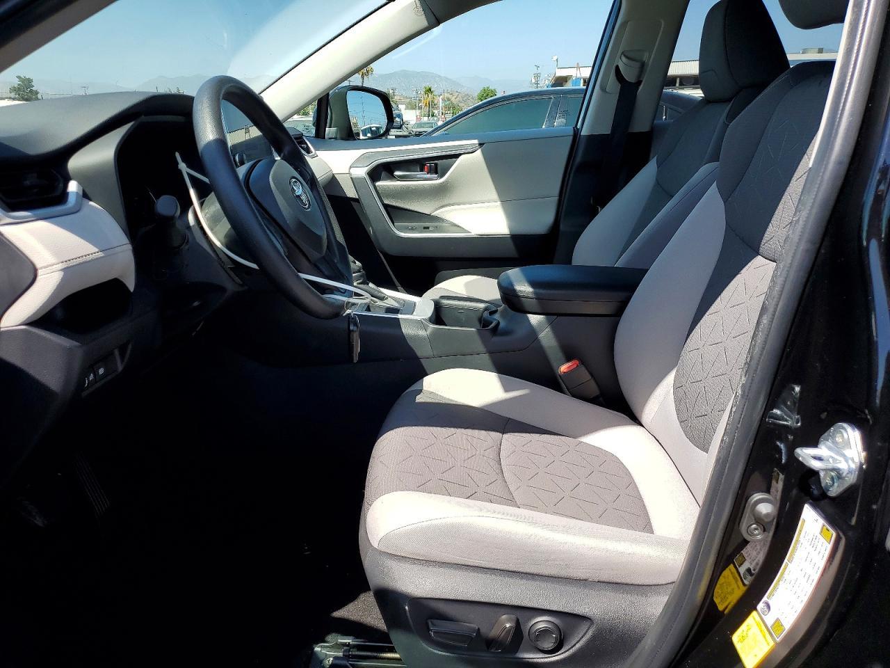 2025 Toyota Rav4 Xle - Фото 7