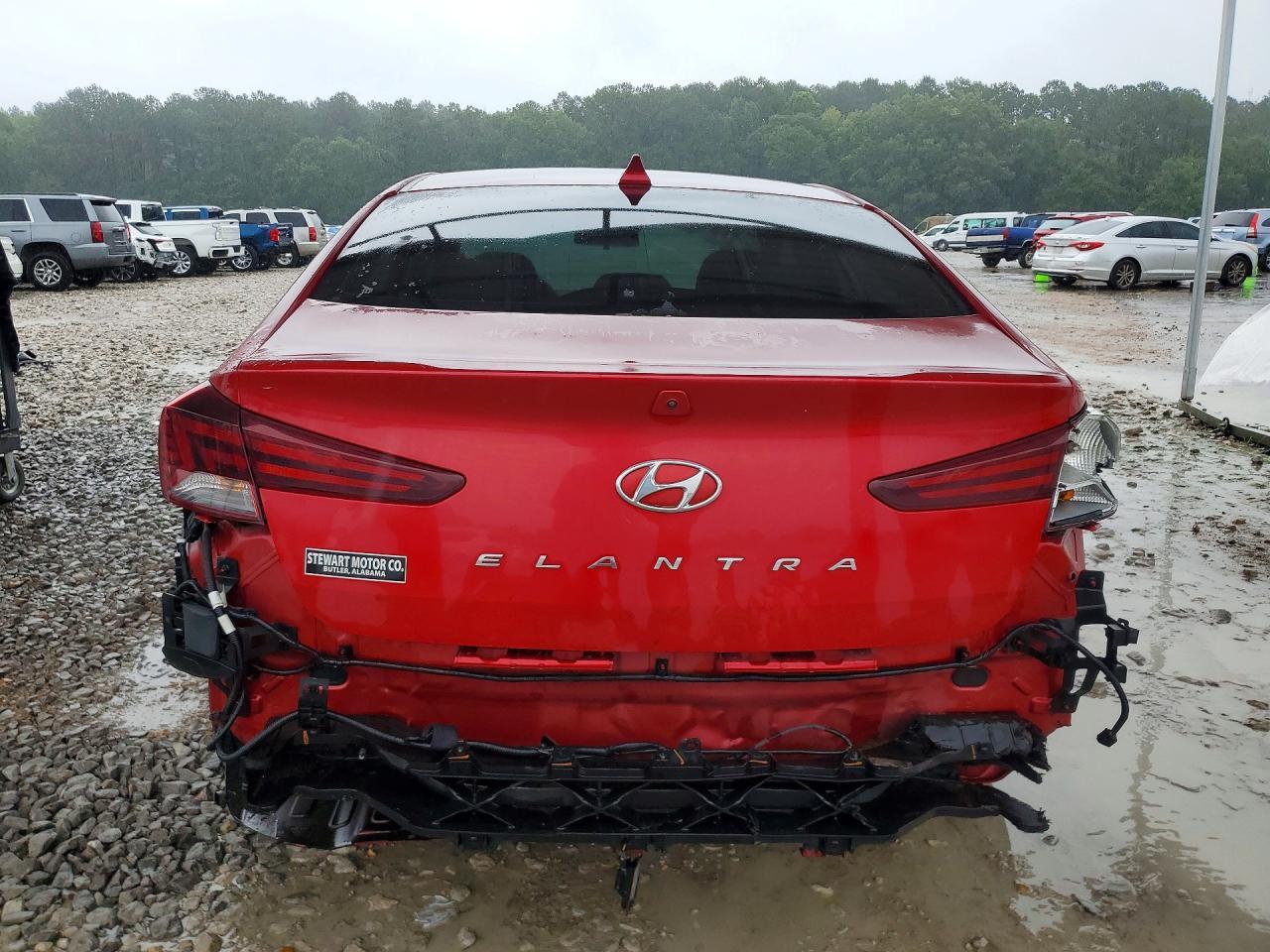 2020 Hyundai Elantra - Image 6