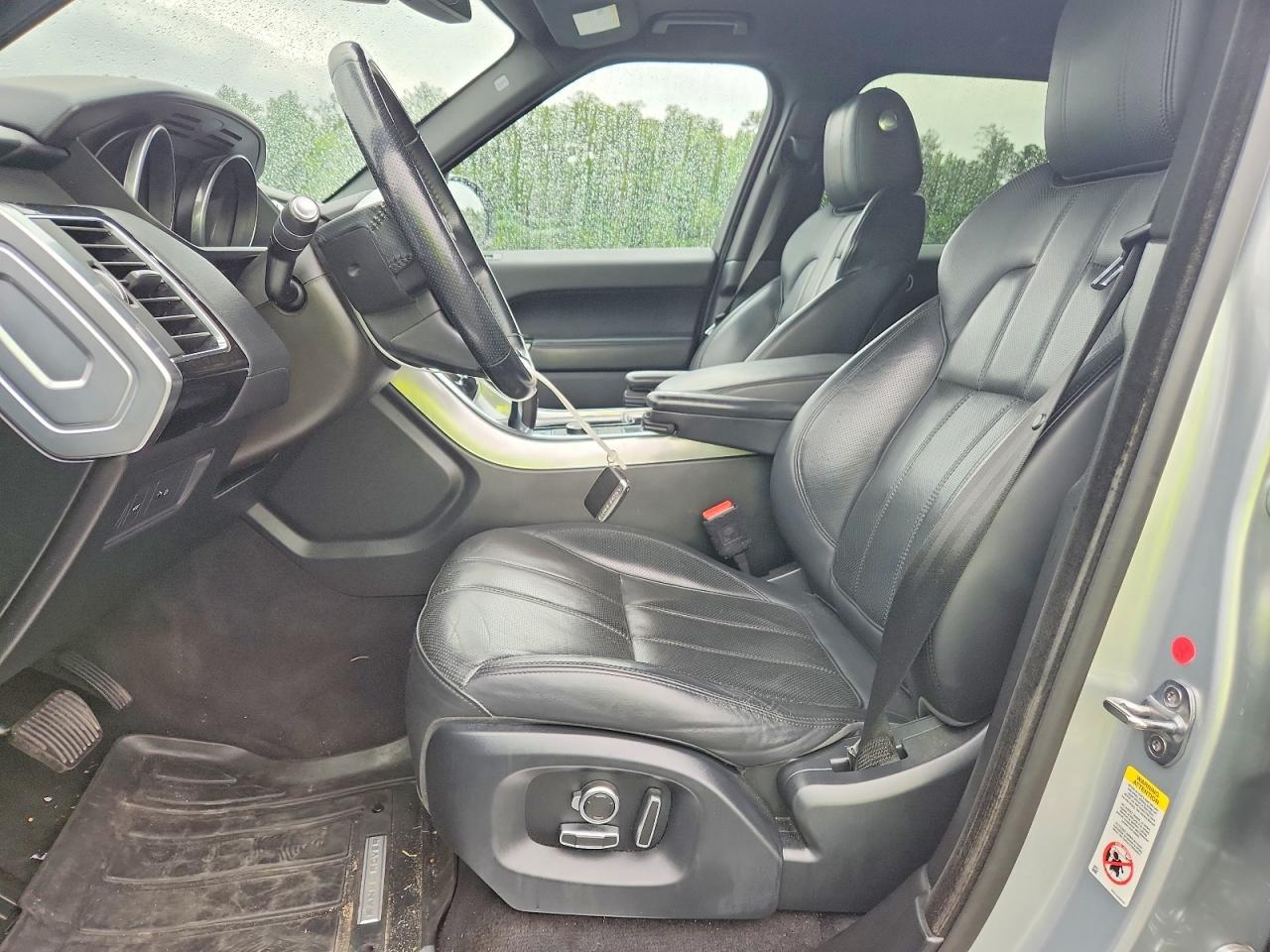 2016 Land Rover Range Rover - Image 7