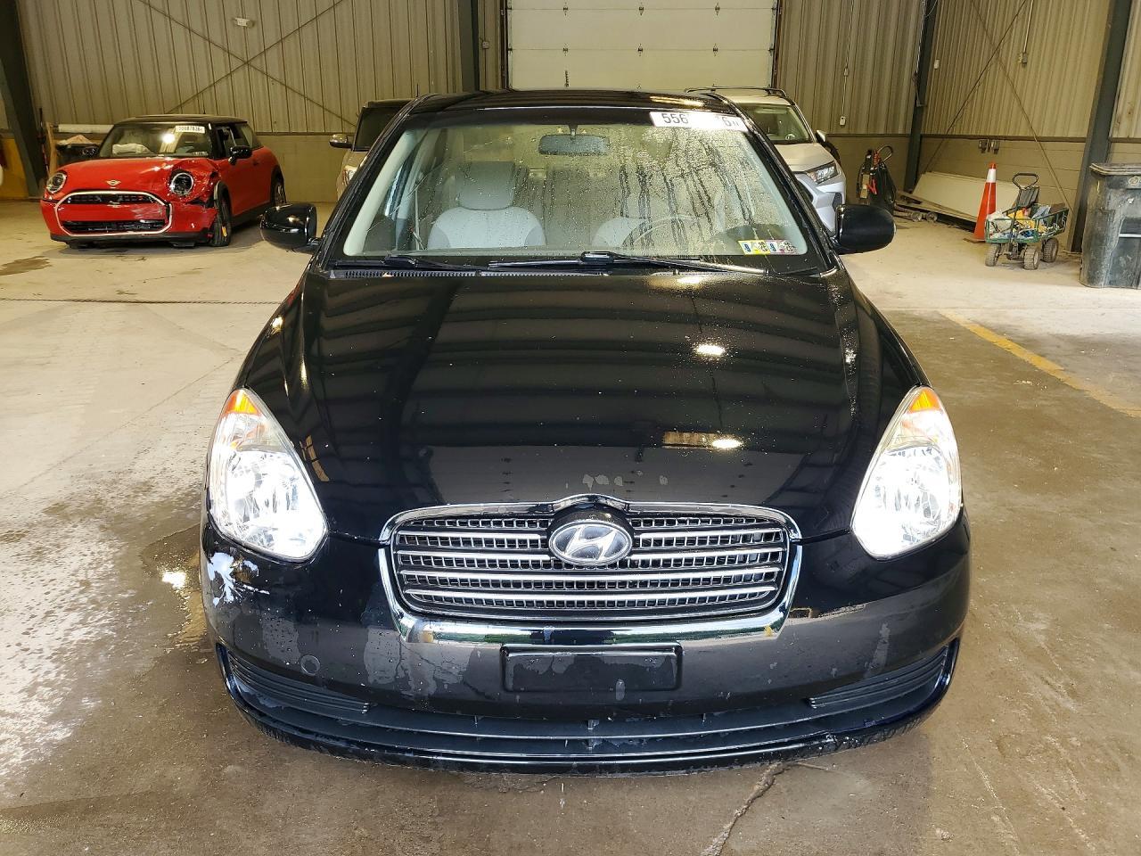 2011 Hyundai Accent Gls - Фото 5