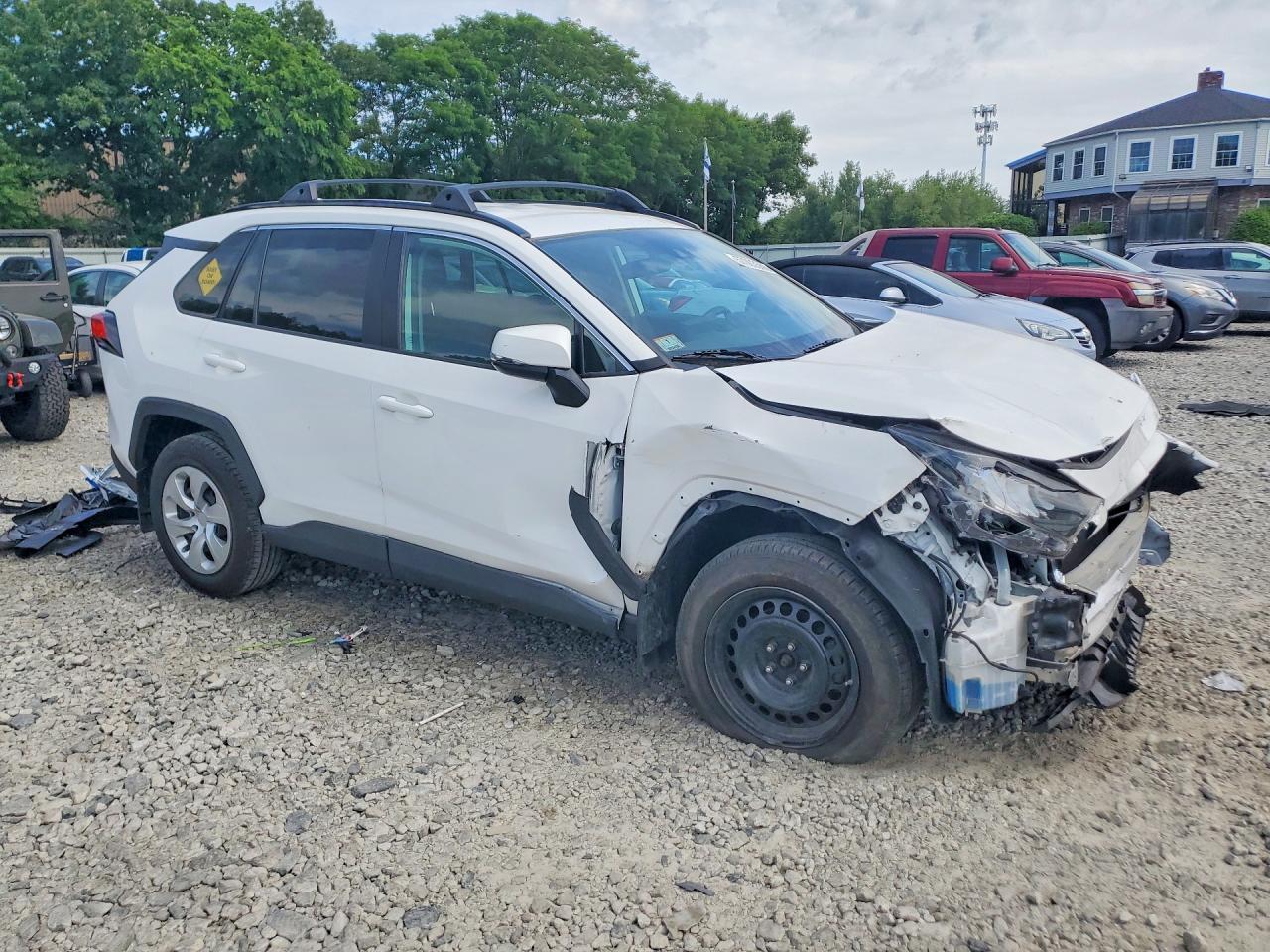 2020 Toyota Rav4 Le - Фото 4