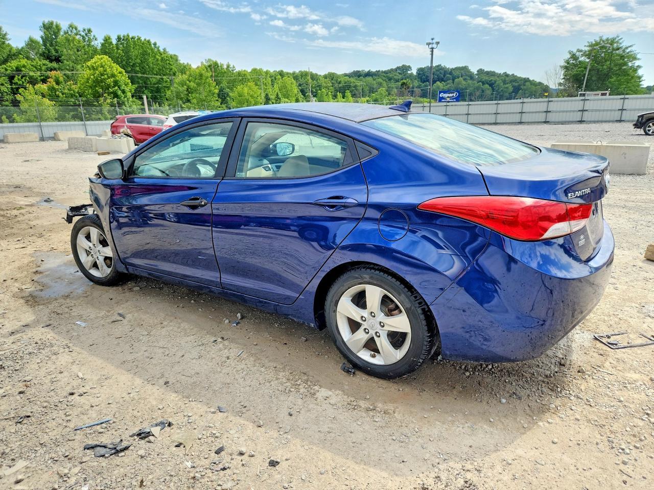 2013 Hyundai Elantra Gls - Фото 2