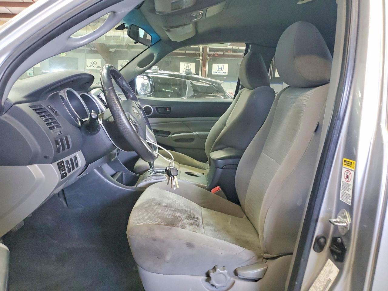 2014 Toyota Tacoma V6 - Фото 7