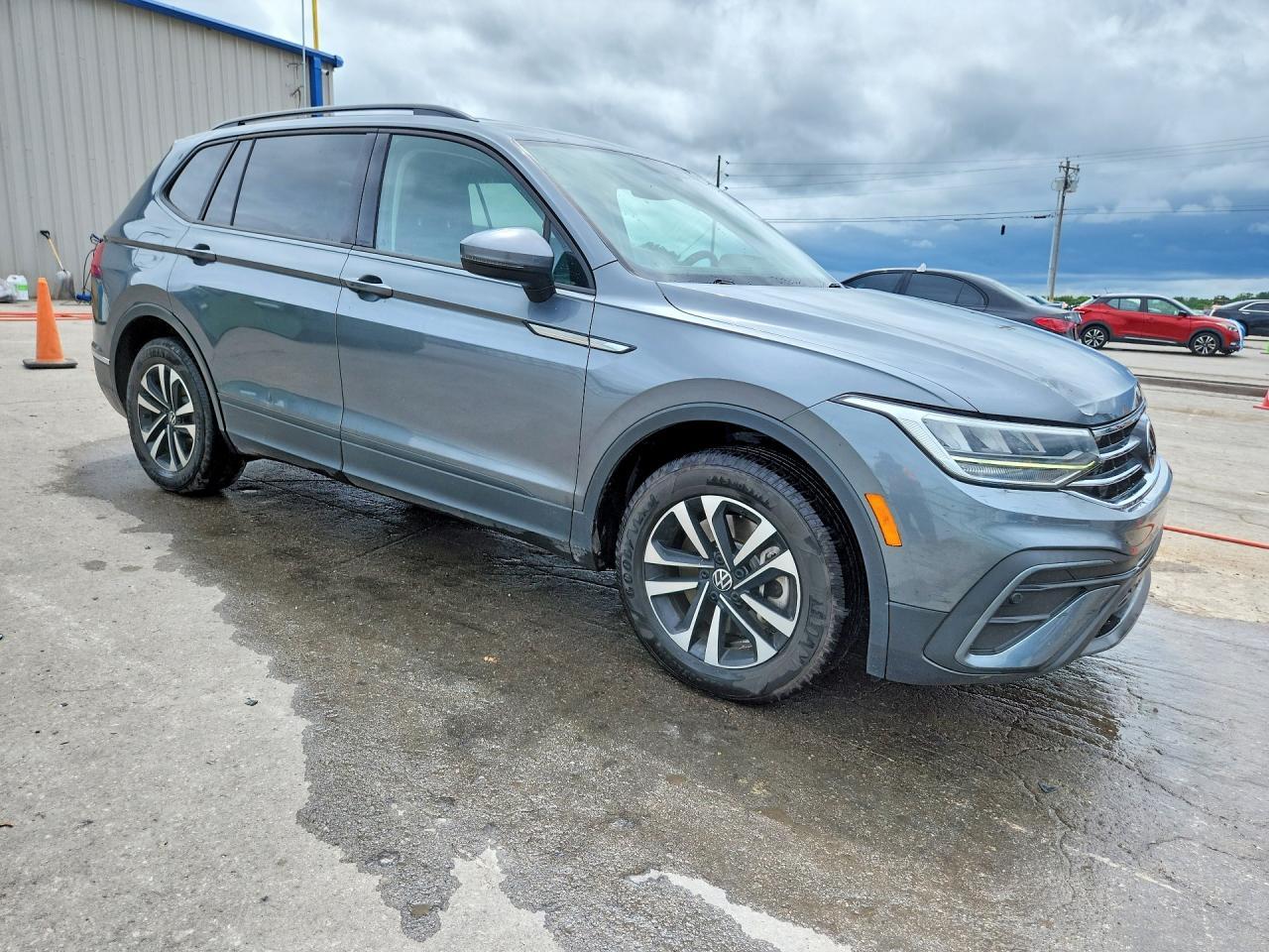 2023 Volkswagen Tiguan S - Фото 4