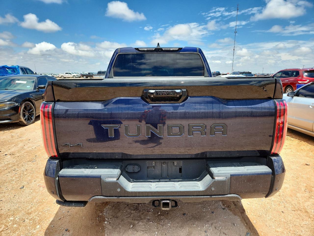2023 Toyota Tundra Platinum - Фото 6