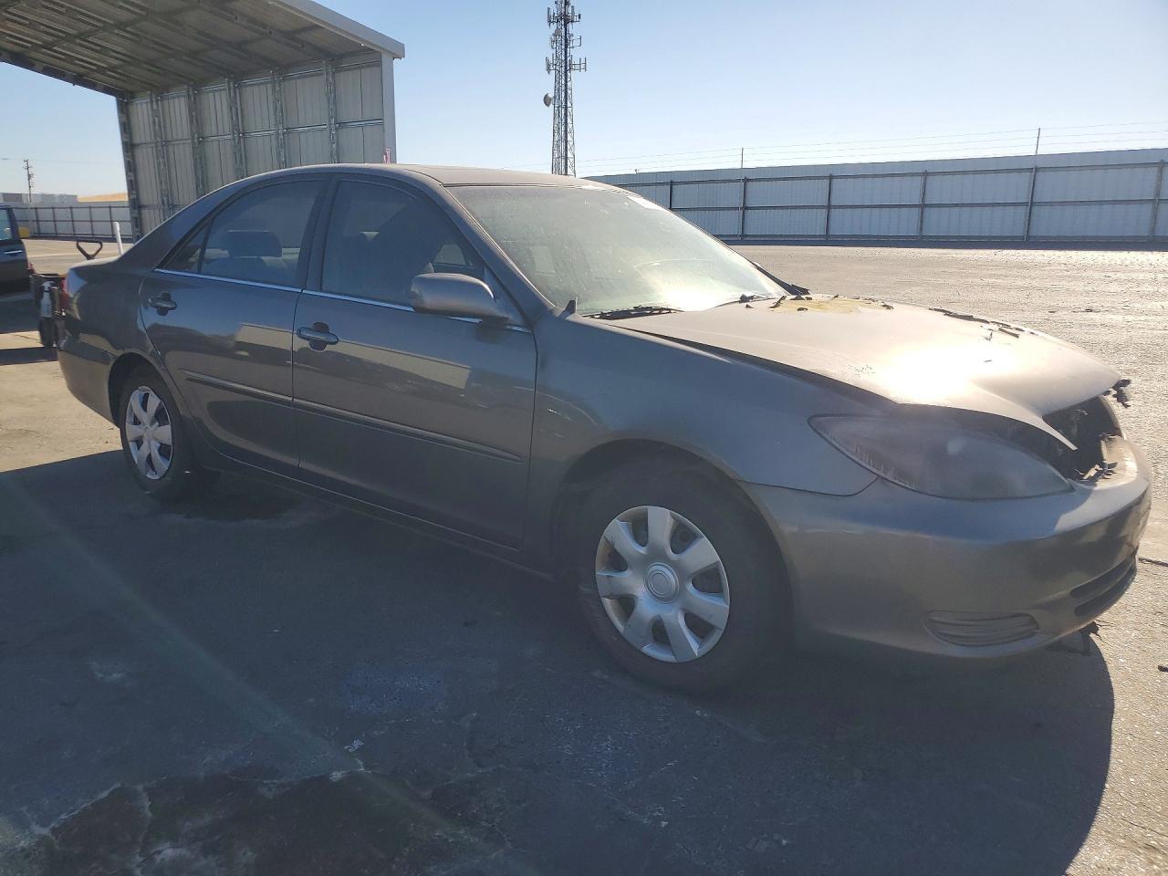 2003 Toyota Camry Le - Фото 4