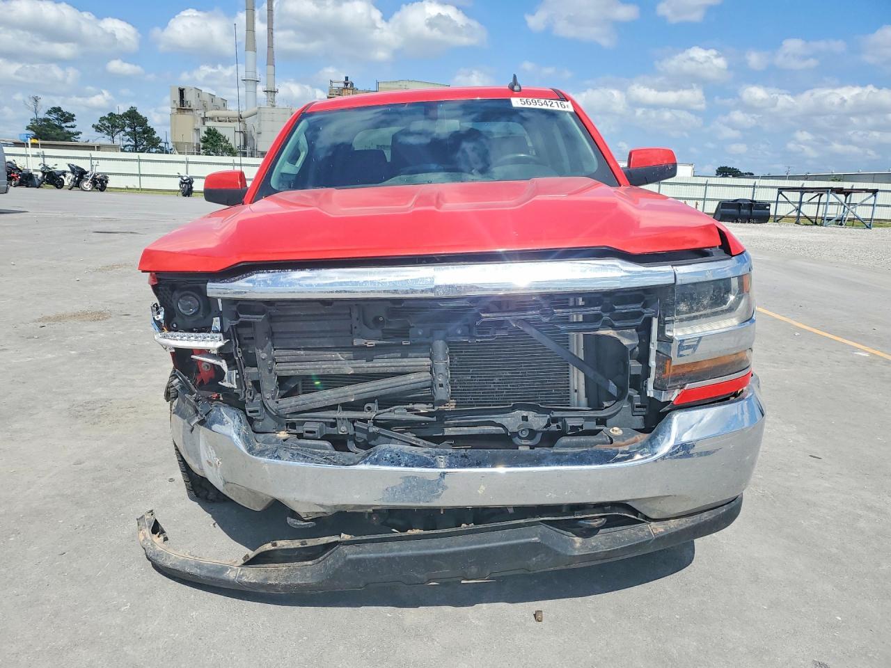 2017 Chevrolet Silverado K1500 Lt - Image 5