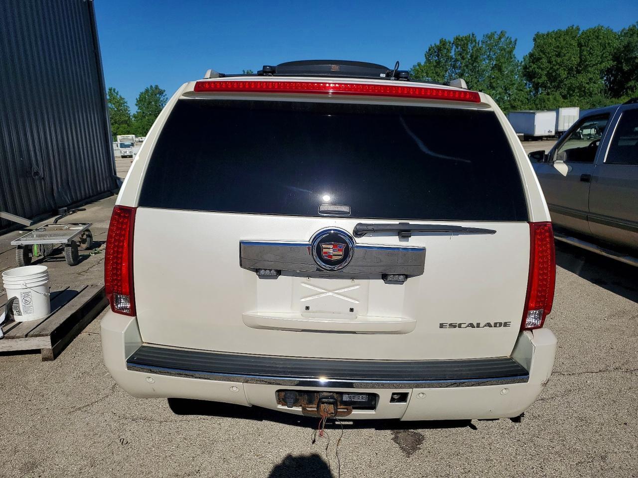 2008 Cadillac Escalade Esv - Image 6