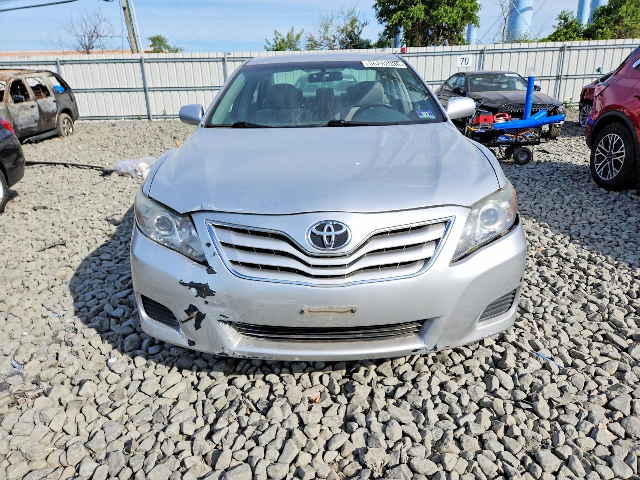 2010 Toyota Camry - Image 5
