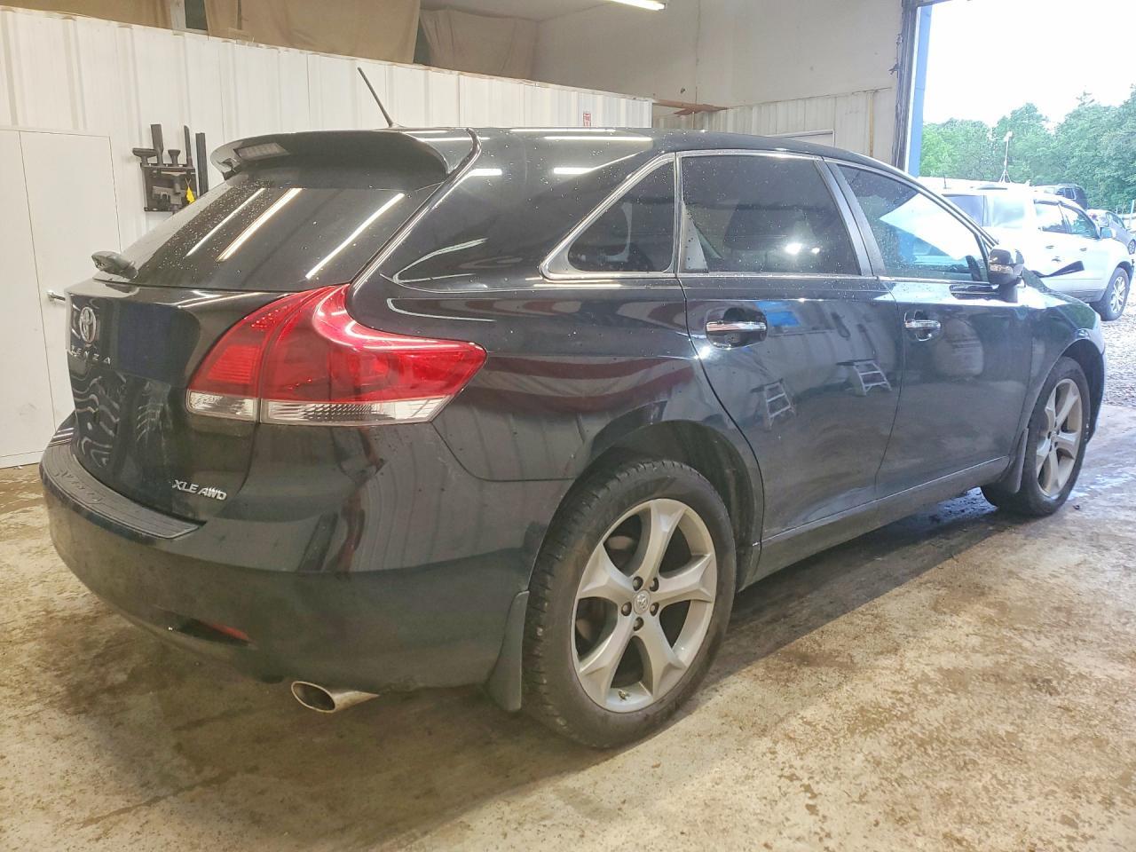 2013 Toyota Venza Xle - Image 3